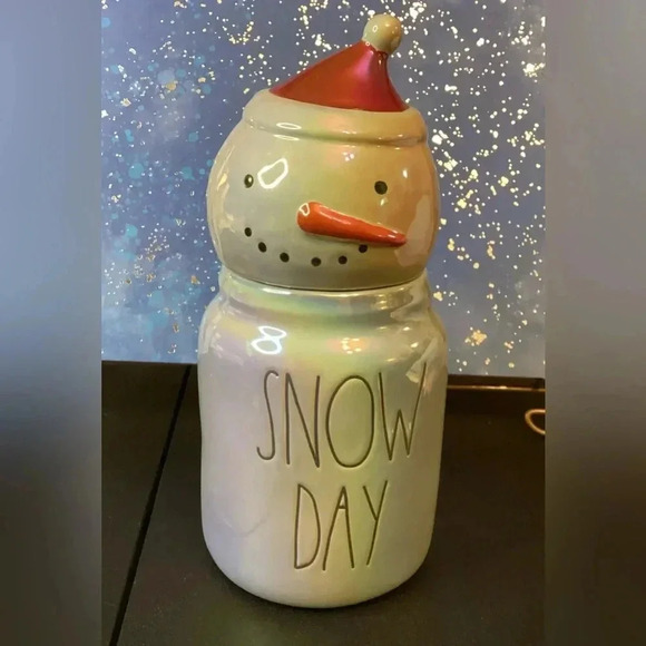 Rae Dunn Snow Day Snowman Head Christmas Canister White Blue Iridescent NEW - Picture 10 of 10